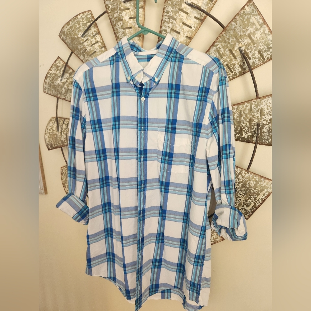 American Eagle button down